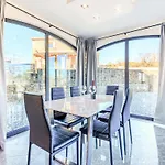 Solaria By Interhome * Livade
